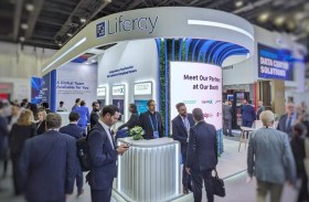 خبراء يؤكدون أهمية الذكاء الاصطناعي في الارتقاء بالرعاية الصحية وتجارب العملاء