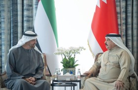 محمد بن زايد وحمد بن عيسى يؤكدان على نهج التشاور لخير شعوب دول التعاون والمنطقة العربية