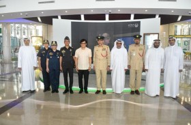 قائد عام شرطة دبي ووزير الداخلية الفلبيني يبحثان التعاون الأمني