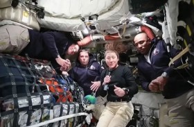 ناسا تنشر أول صور مذهلة للأرض التقطها رواد «أرتميس 2»