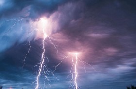 صاعقة تقتل 3 سوريين في بلغاريا