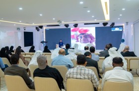 خبير إعلامي يسلط الضوء على فرص وتحديات اقتصاديات الإعلام