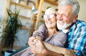 العيش حتى المئة متعلق بالجينات أكثر من العادات