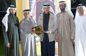 إسماعيل القرقاوي رئيسا فخريا لـ «اتحاد الإمارات لكرة السلة» تقديراً لمسيرته الرياضية