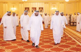 حمد الشرقي يستقبل المهنئين بشهر رمضان بحضور ولي عهد الفجيرة