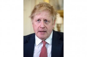 جونسون يخضع للعزل بعدما احتكّ بمصاب بكوفيد- 19 