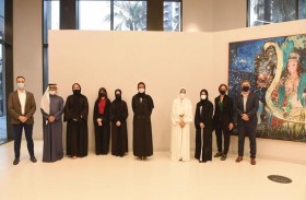 معرض فني من تصميم 7 طالبات مبدعات من جامعة زايد