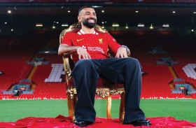 محمد صلاح يجدد عقده مع ليفربول لموسمين إضافيين 