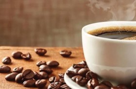 القهوة تقلل أثر الجلوس لفترات طويلة