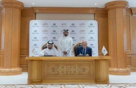 سلطان بن أحمد القاسمي يشهد توقيع مذكرة تفاهم بين جامعة الشارقة وجائزة التميز المؤسسي «تميّز»