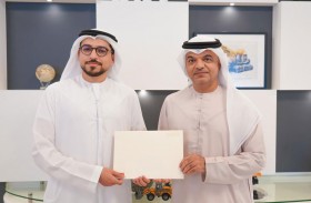 رجل أعمال يتكفل بعلاج 146 حالة بمستشفى خليفة