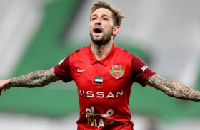 جناح شباب الأهلي ينافس على لقب أفضل لاعب في دوريات غرب آسيا