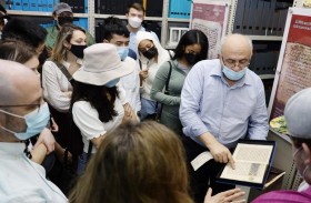 وفد أكاديمي وطلابي من جامعة ميشيغان الأمريكية يزور مركز جمعة الماجد 