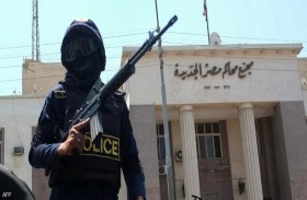 القبض على رجل أعمال مطلوب في 600 قضية