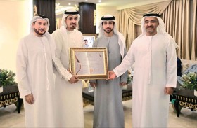 اختتام المنتدى الرمضاني التدريبي الثاني وتكريم خليفة المحرزي شخصية العام