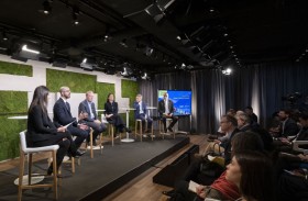 خلال دافوس .. عمر سلطان العلماء يبحث مع قادة عالميين في قطاع التكنولوجيا توظيف الذكاء الاصطناعي لخدمة المجتمعات حول العالم