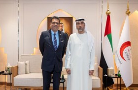 سفير فيجي يؤكد على أهمية دور الإمارات الإنساني والتنموي على الساحة الدولية