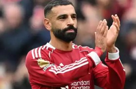 لماذا يعاني ليفربول في حسم مصير محمد صلاح؟