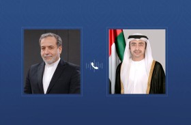 عبدالله بن زايد يتلقى اتصالا هاتفيا من وزير خارجية إيران
