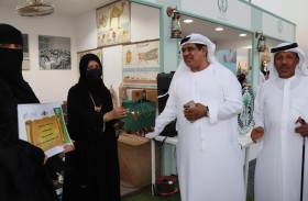قراءة نصوص في اللغة العربية ضمن فعاليات مجلس أولياء أمور الطلبة والطالبات في مدينة دبا الحصن 