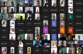 جامعة دبي تحتفل بعيد الفطر اونلاين وطلابها وخريجوها يساهمون في الأعمال الخيرية