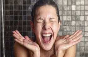 الاستحمام بالماء البارد.. يعزز صحتك العقلية والبدنية