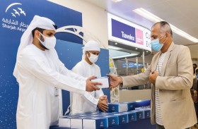 مطار الشارقة يوزع وجبات إفطار على المسافرين في شهر رمضان الكريم