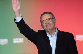 من الظل السياسي إلى قصر بيليم.. من هو رئيس البرتغال الجديد؟