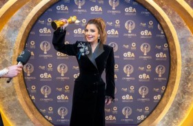 كيف علّقت أصالة نصري على فوز أنغام بجائزة  Joy Awards؟  