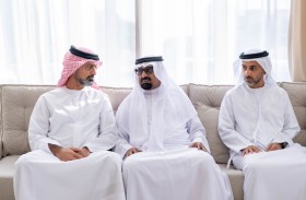 عمار بن حميد يقدّم واجب العزاء في وفاة سالم عبدالله الدوسري وعائشة مبارك عبدالله