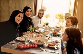 الاقتصاد والسياحة بدبي تلتقي ممثلي قطاع المأكولات والمشروبات 