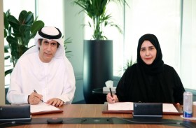 جمارك أبوظبي والهوية والجنسية والجمارك يوقعان مذكرة تفاهم بشأن تطبيق نظام تتبع الشاحنات والشحنات بالدولة