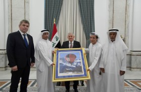 الرئيس العراقي يستقبل فريق منطاد العرب