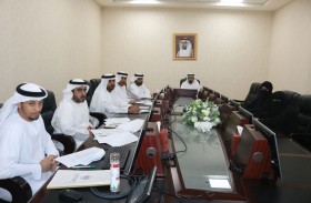 لجنة بالمجلس الاستشاري لإمارة الشارقة تدرس مشروع قانون إعادة تنظيم هيئة تطوير معايير العمل 