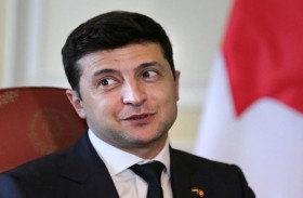 أوكرانيا تحظر ثلاث محطات تلفزيونية موالية لروسيا 