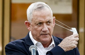 إصابة وزير الدفاع الإسرائيلي بكوفيد-19