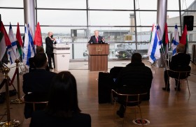 أول رحلة تجارية لفلاي دبي تهبط في تل أبيب 