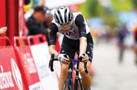 «الإمارات للدراجات» يحقق المركز الثاني في المرحلة 16 من «جراند تور»