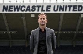 مانشستر يونايتد يرضخ أمام نيوكاسل