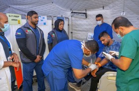 المستشفى الإماراتي العائم يواصل تقديم الرعاية التخصصية للحالات القادمة من قطاع غزة 