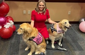 كلب يُنقذ صاحبته من غيبوبة 21 يوماً!