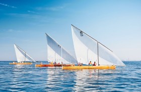 سباق «العالية» للبوانيش يفتتح موسم «المحامل الشراعية» في أبوظبي