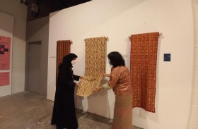 ميثاء الشامسي تزور جناح بوتان