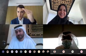 دبي الذكية تبحث مع موظفيها تفاصيل الإجراءات الاحترازية لعودة العمل من مقرها