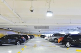 مركز النقل المتكامل يسمح باستخدام جميع مواقف المباني الطابقية في أبوظبي عبر اشتراك واحد