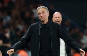 إنريكي يشيد بتحلّي فريقه بـ «الصبر والهدوء» 