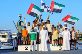 زلزال 25 بطلا لسباق الشراعية المحلية 60 قدما