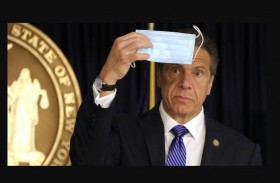  حاكم نيويورك يستبعد استقالته بعد اتهامات جديدة