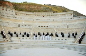 برعاية حاكم الشارقة .. وزارة تنمية المجتمع تنظم عرس الساحل الشرقي في خورفكان بمشاركة 50 عريسا