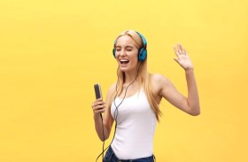 الموسيقى العلاجية عبر الانترنت.. مربحة لكن غير علمية